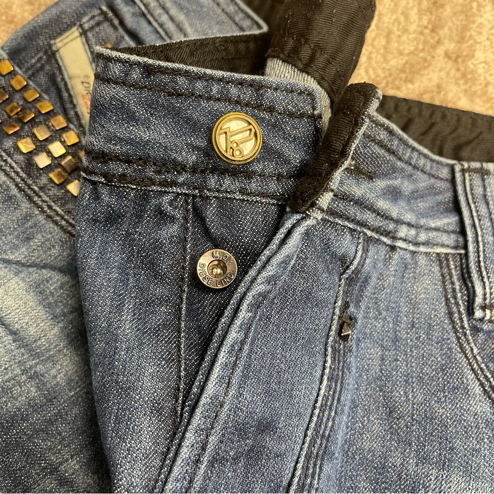 Diesel Timmen ๐ - Picture 6 of 9